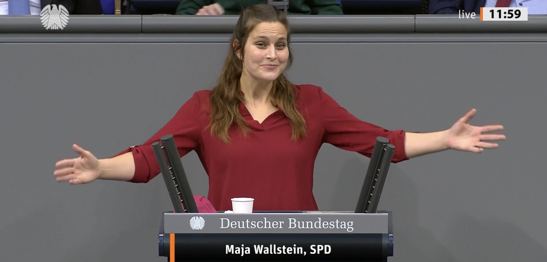 Maja Wallstein, MdB bei ihrer ersten Rede im Deutschen Bundestag am 13. Januar 2022